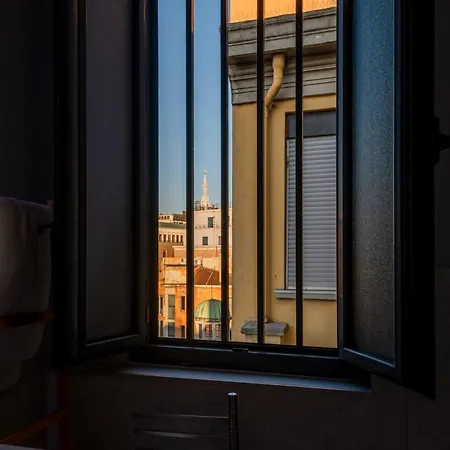 アパート 150 Passi A Piedi Dal Duomo